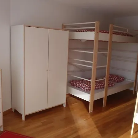 Nollen 6 Bett * Mürren